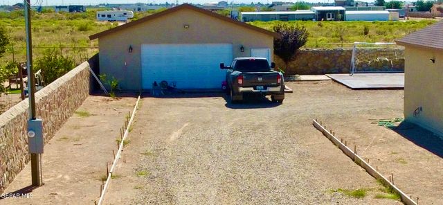 15048 RANCHO DEL SUR Drive, El Paso, TX 79938