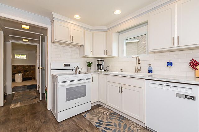 1210 N Eagle Lake Drive, Kalamazoo, MI 49009