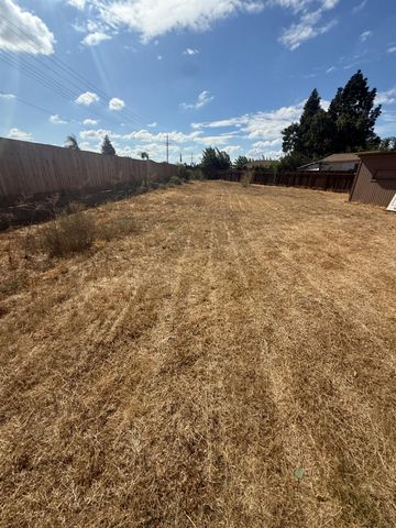 4736 Carlson Way, Salida, CA 95368