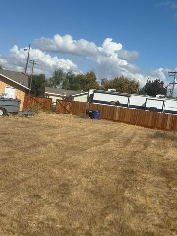 4736 Carlson Way, Salida, CA 95368