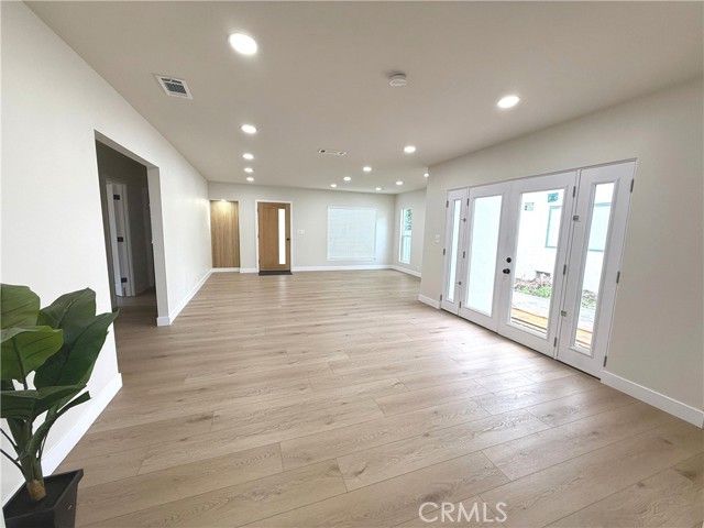 1207 S Van Ness, Santa Ana, CA 92707