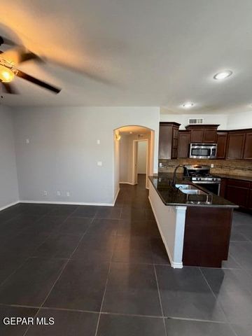 14572 Christian Castle Avenue, El Paso, TX 79938