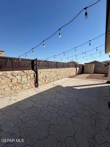 14572 Christian Castle Avenue, El Paso, TX 79938