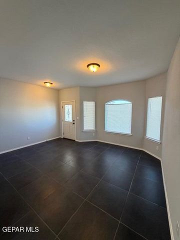 14572 Christian Castle Avenue, El Paso, TX 79938