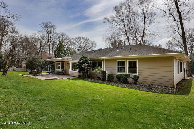 220 Dwight Road, Middletown, NJ 07748