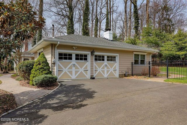 220 Dwight Road, Middletown, NJ 07748