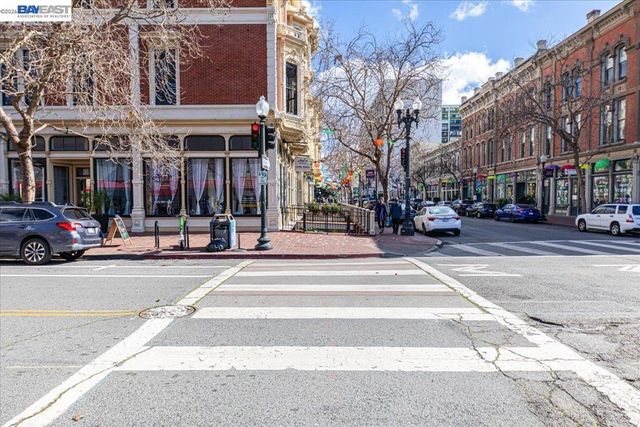 809 809 Clay St, Oakland, CA 94607