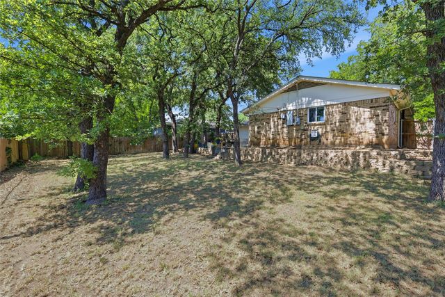 16 Coffee Tavern Road, Bedford, TX 76022