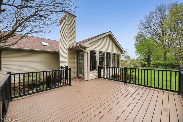 392 Maplewood Drive, Alliance, OH 44601
