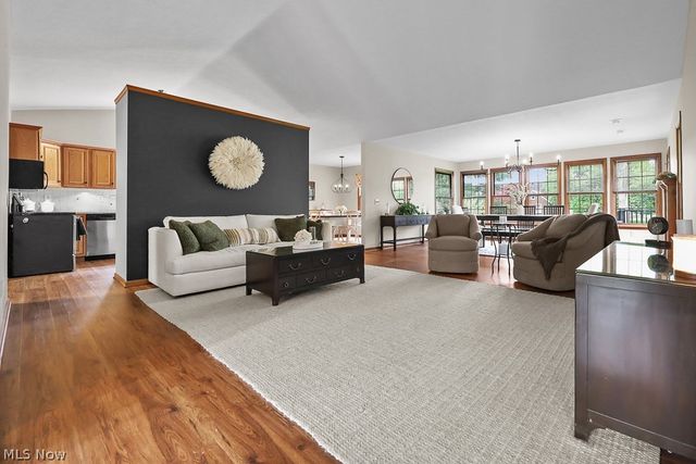 392 Maplewood Drive, Alliance, OH 44601