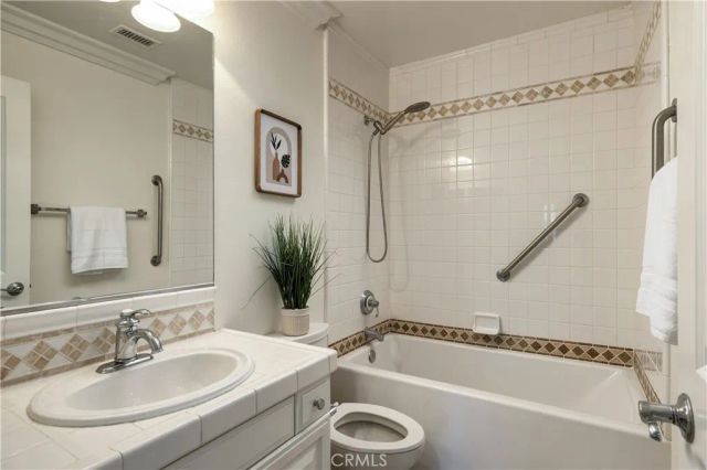 51 Bower Tree, Irvine, CA 92603