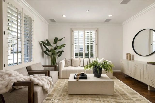 51 Bower Tree, Irvine, CA 92603