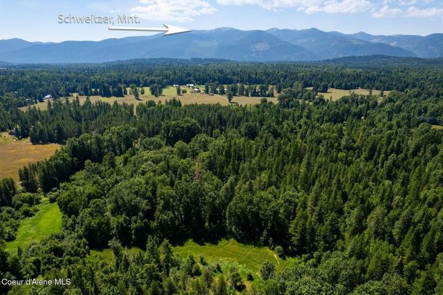 1521 Selkirk Rd, Sandpoint, ID 83864