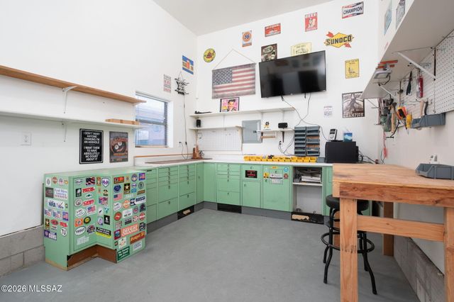 2310 W Calle Grato, Oracle, AZ 85623