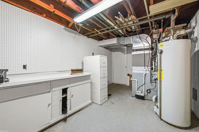 21301 Briarcliff Street, St Clair Shores, MI 48082