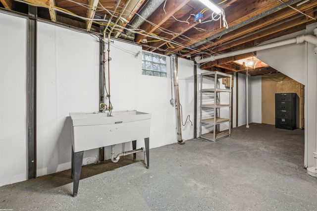 21301 Briarcliff Street, St Clair Shores, MI 48082