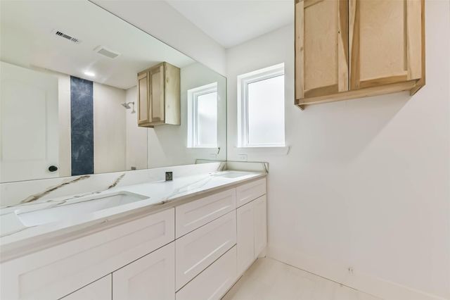 28 Back Bay Circle, Galveston, TX 77551