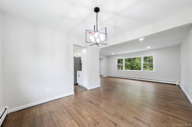 4 Sturr Lane, Florida, NY 10921
