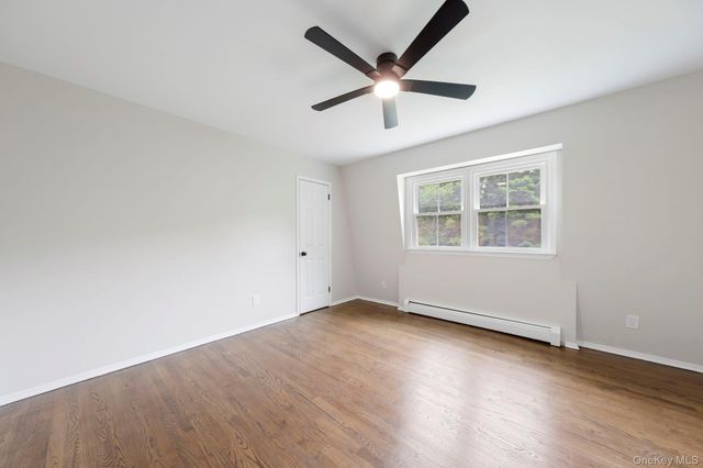 4 Sturr Lane, Florida, NY 10921