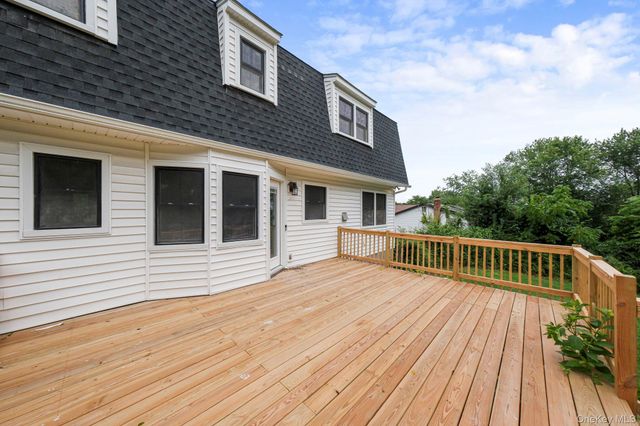 4 Sturr Lane, Florida, NY 10921