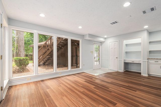 6307 Bayonne Drive, Spring, TX 77389