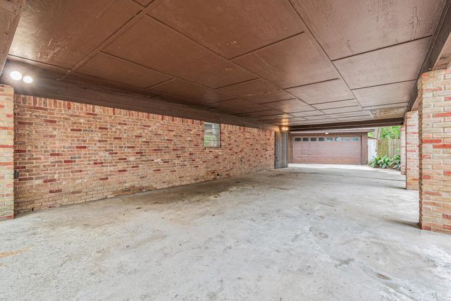 6307 Bayonne Drive, Spring, TX 77389