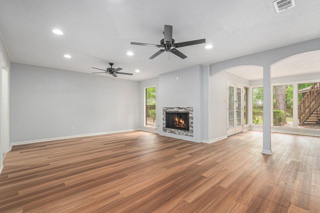 6307 Bayonne Drive, Spring, TX 77389