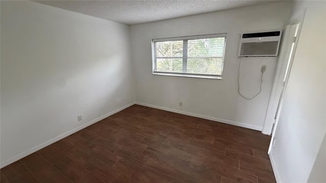 5156 NE 6th Avenue 205, Fort Lauderdale, FL 33334