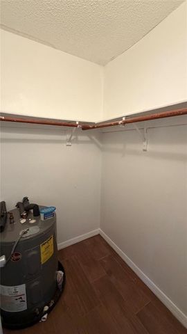 5156 NE 6th Avenue 205, Fort Lauderdale, FL 33334