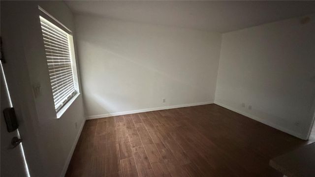 5156 NE 6th Avenue 205, Fort Lauderdale, FL 33334