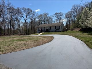 20 Casey Lane, Coventry, RI 02816