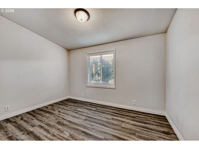 1111 Se 3RD Ave 15, Canby, OR 97013