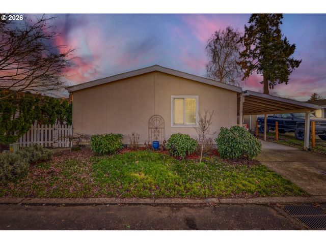 1111 Se 3RD Ave 15, Canby, OR 97013