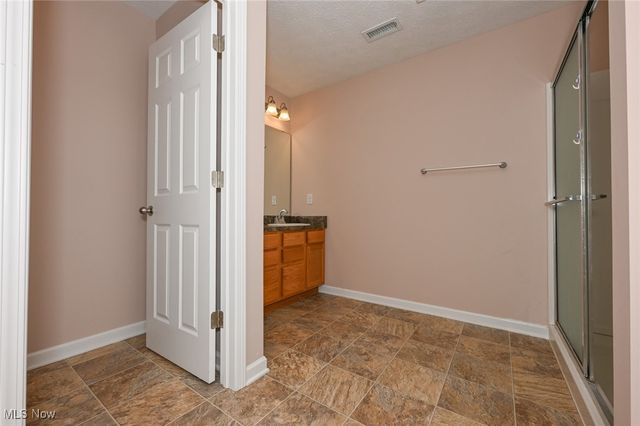 3784 Firethorn Drive, Aurora, OH 44202