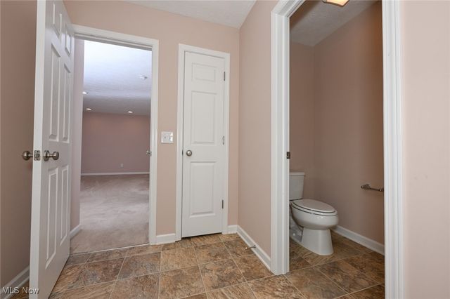 3784 Firethorn Drive, Aurora, OH 44202