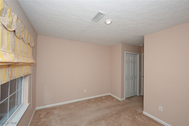 3784 Firethorn Drive, Aurora, OH 44202