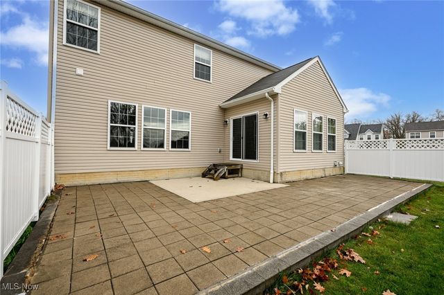 3784 Firethorn Drive, Aurora, OH 44202