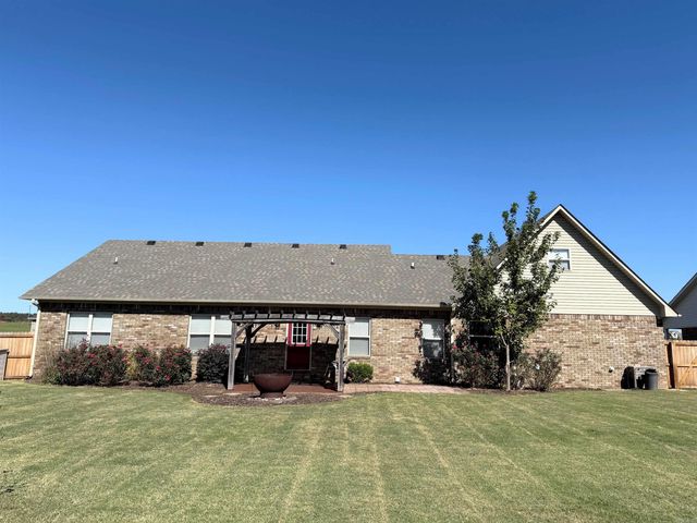 111 Sioux Street, Clarksville, AR 72830