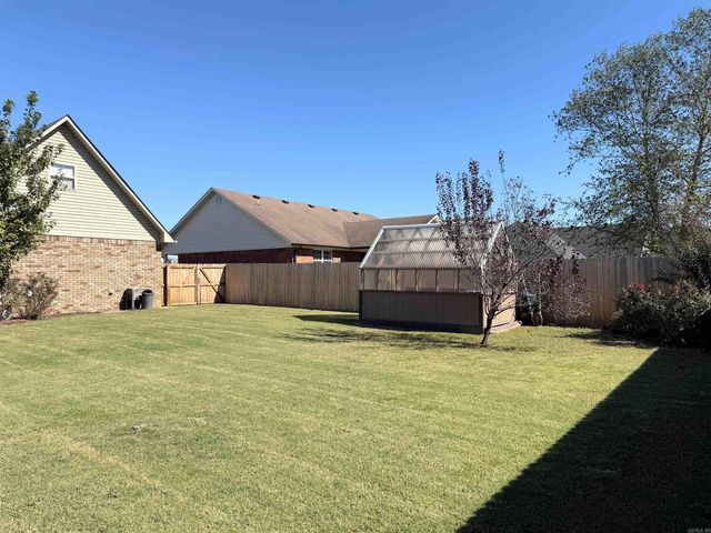 111 Sioux Street, Clarksville, AR 72830