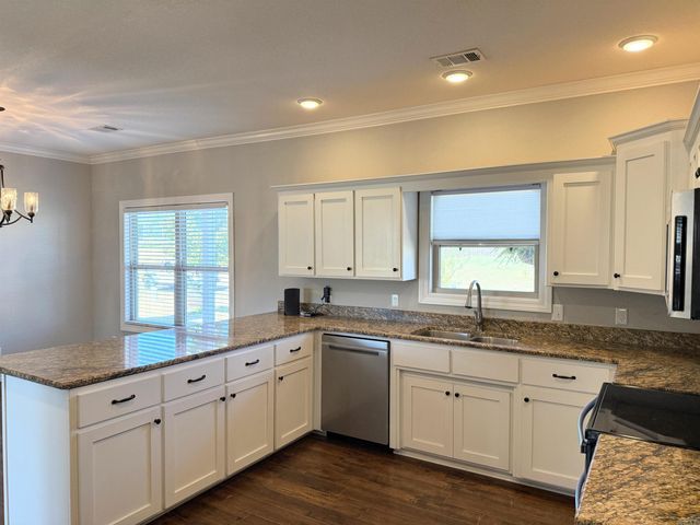 111 Sioux Street, Clarksville, AR 72830