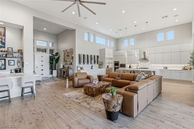 100 Tre Pietre Street, Henderson, NV 89011