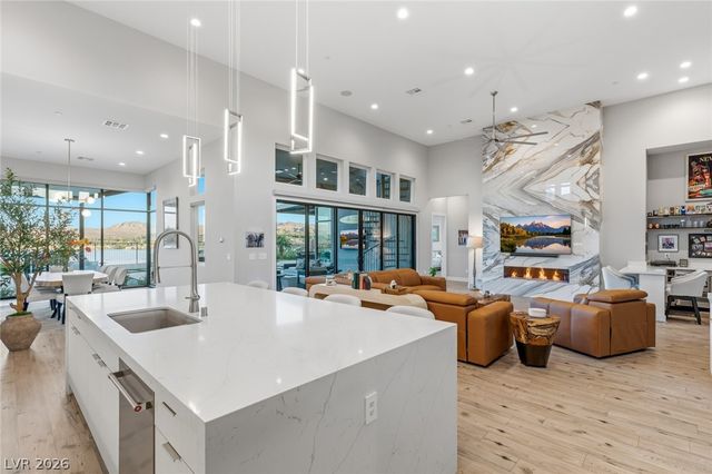 100 Tre Pietre Street, Henderson, NV 89011