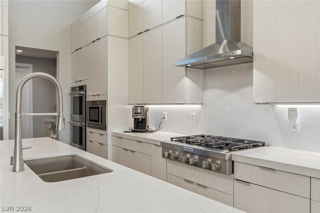100 Tre Pietre Street, Henderson, NV 89011