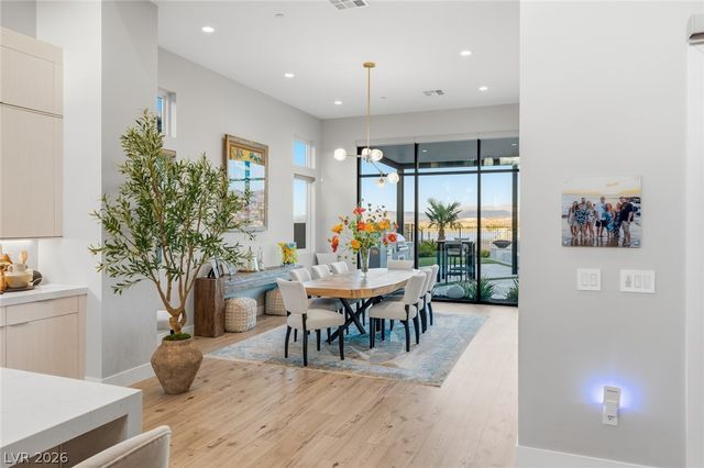 100 Tre Pietre Street, Henderson, NV 89011
