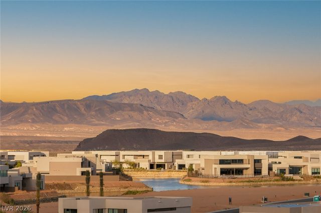 100 Tre Pietre Street, Henderson, NV 89011