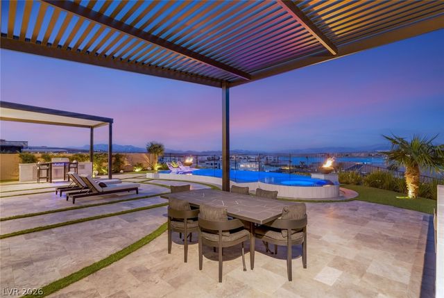 100 Tre Pietre Street, Henderson, NV 89011