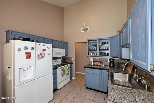 1643 E FAIRVIEW Street, Chandler, AZ 85225