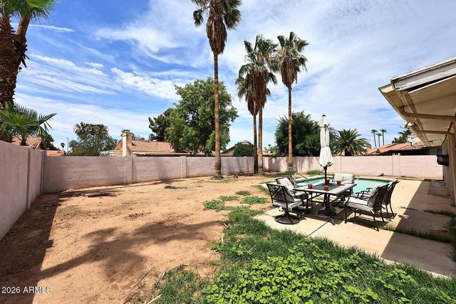 1643 E FAIRVIEW Street, Chandler, AZ 85225