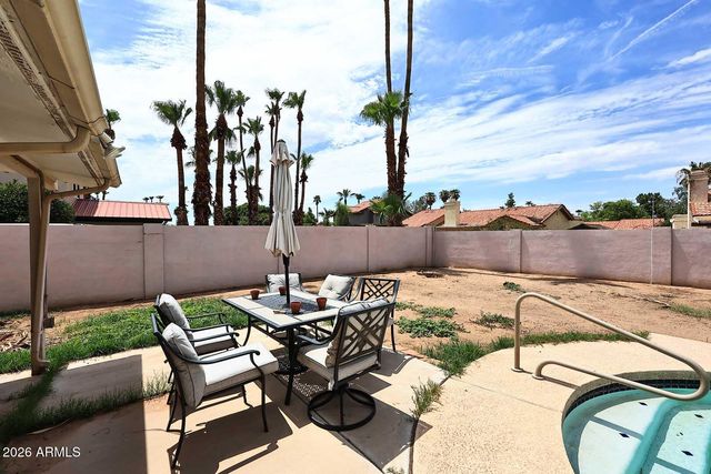 1643 E FAIRVIEW Street, Chandler, AZ 85225