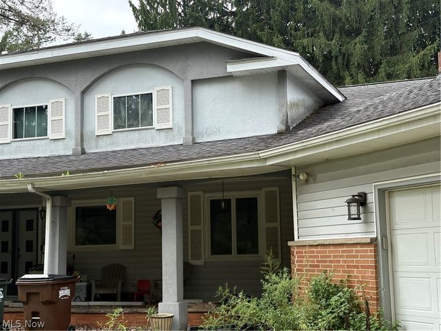 20 Harmony Hills Drive, Akron, OH 44321